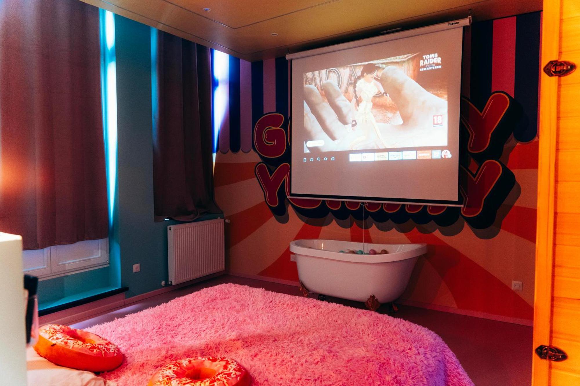 Capsule Bonbon - Balneo - Sauna - Billard - Nintendo Switch Apartment